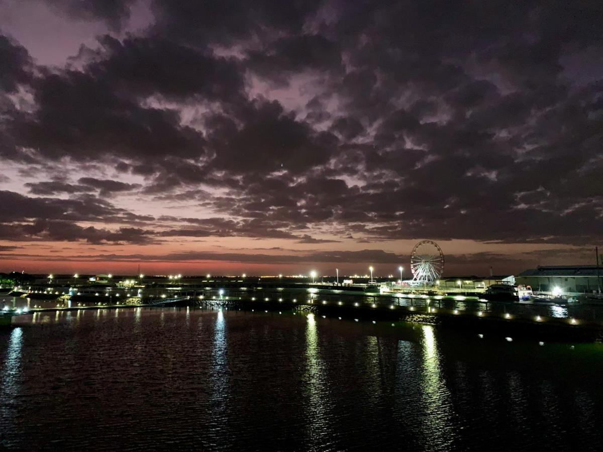 Serenity Harbour Views At Darwin Waterfront Appartement Buitenkant foto